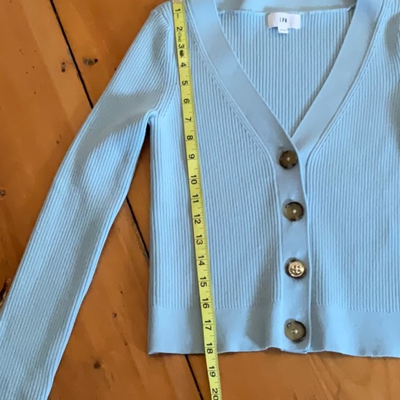 LPA RIBBED CROPPED CARDIGAN - Picture 4 of 13